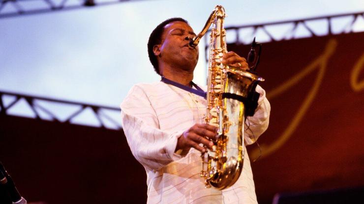 Paste Session of the Day: A Curated Musical Experience