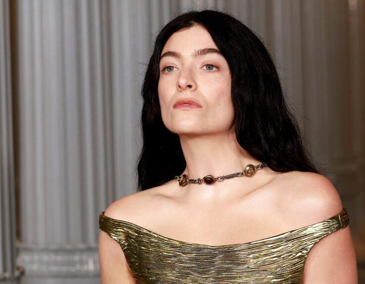 Lorde Criticizes Spotify Over AI “About the Song” Feature