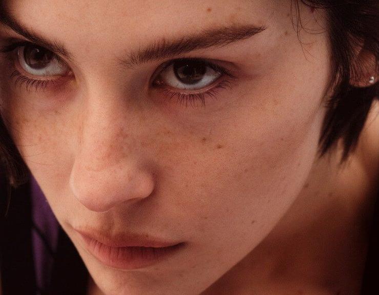 Gracie Abrams' 'Daughter from Hell' Struggles to Find Its Voice