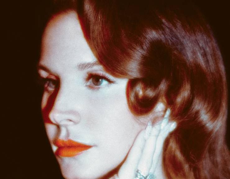 Lana Del Rey Updates Fans on 'Stove' Progress